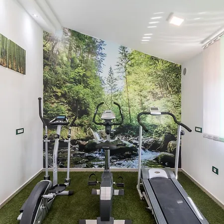 빌라 Istra Kamen For Kids & Families Near Pula For 18 People With Sport Activities, Wellness & 67 M2 Heated Private Pool Ližnjan