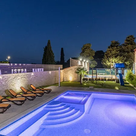Istra Kamen For Kids & Families Near Pula For 18 People With Sport Activities, Wellness & 67 M2 Heated Private Pool *